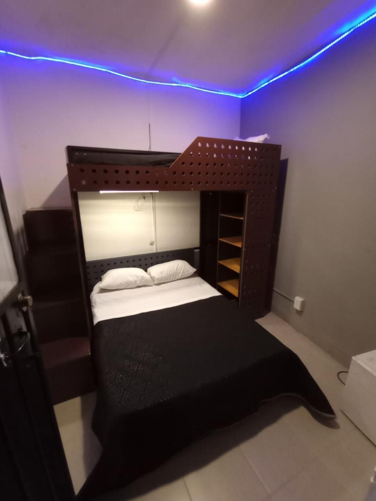 Casa de hóspedes Roomies Parque *